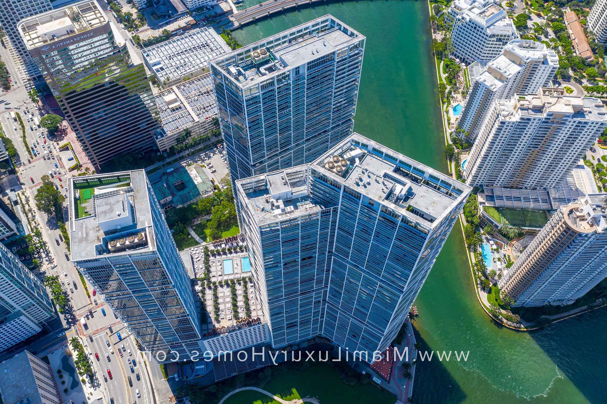 Icon Brickell Condos in Miami